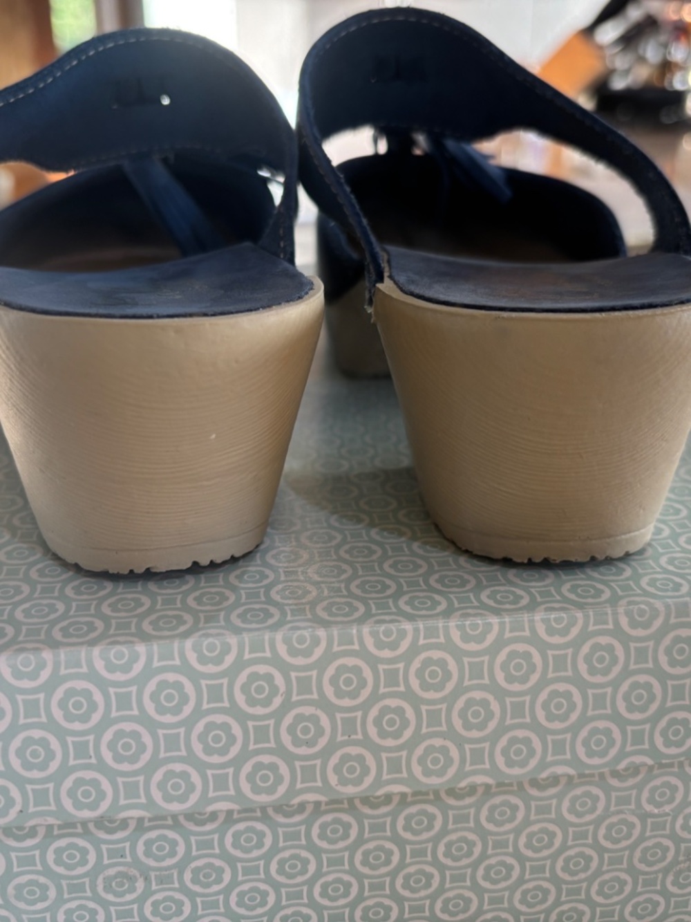 Calou’Penny’ Blue Tassel Clogs size 38 - NIB - Picture 2 of 13